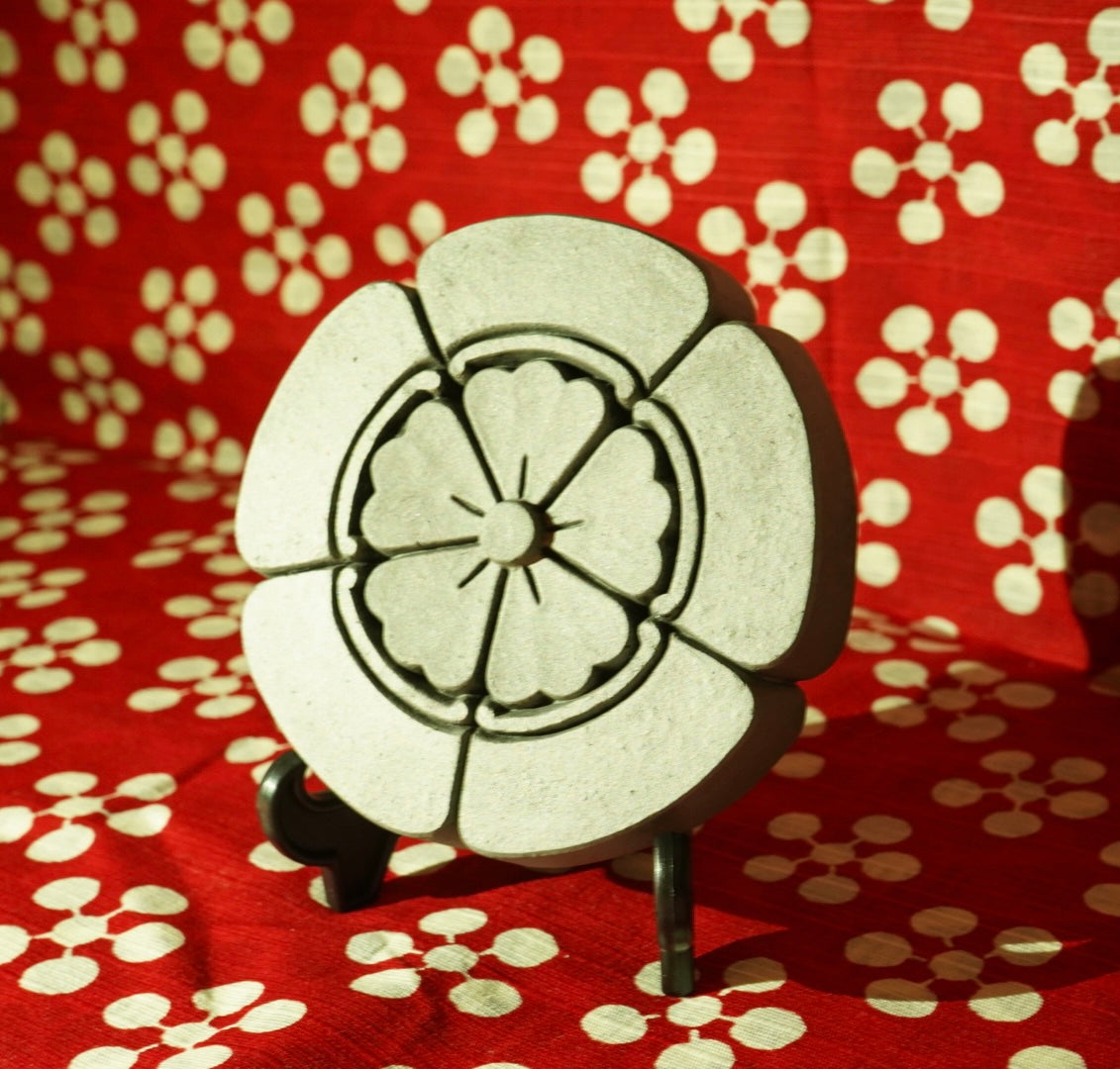 Japanese SAMURAI family crest room ornament 織田 odamokkou2